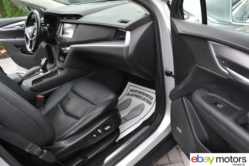 2019 Cadillac XT5 - Image 16 of 21