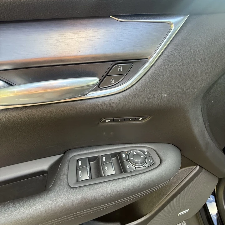 2019 Cadillac XT5 - Image 12 of 18