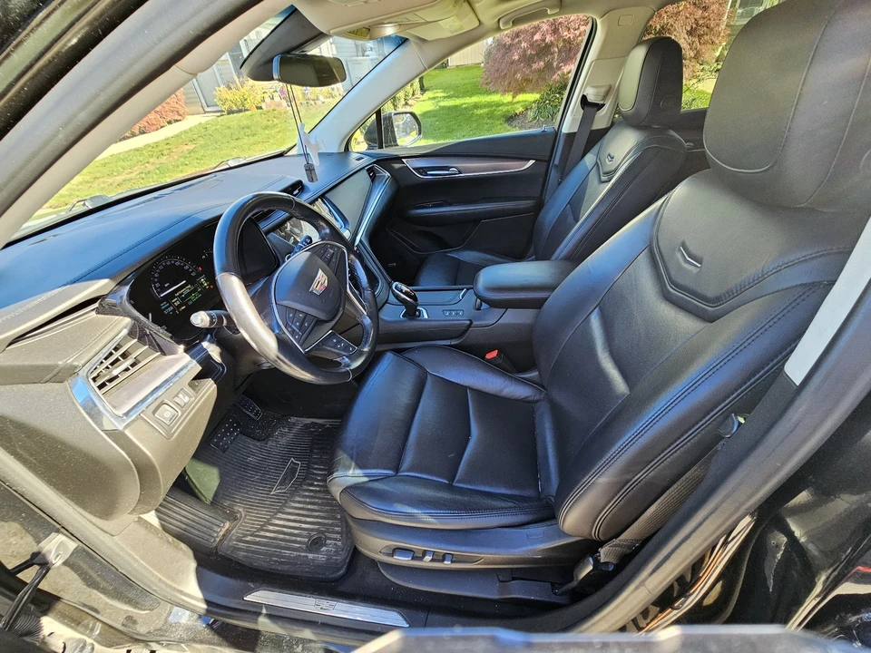 2019 Cadillac XT5 - Image 10 of 12