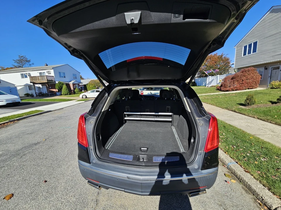 2019 Cadillac XT5 - Image 11 of 12