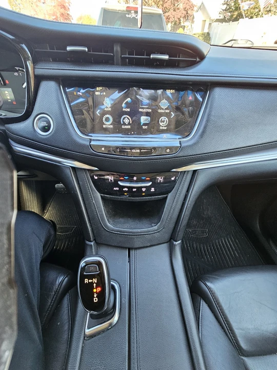 2019 Cadillac XT5 - Image 8 of 12