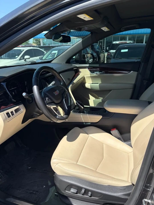 2019 Cadillac XT5 - Image 9 of 15