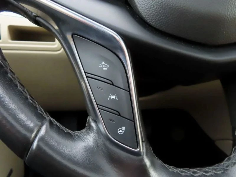 2019 Cadillac XT5 - Image 6 of 12