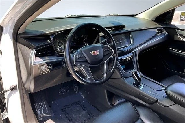 2019 Cadillac XT5 - Image 9 of 12