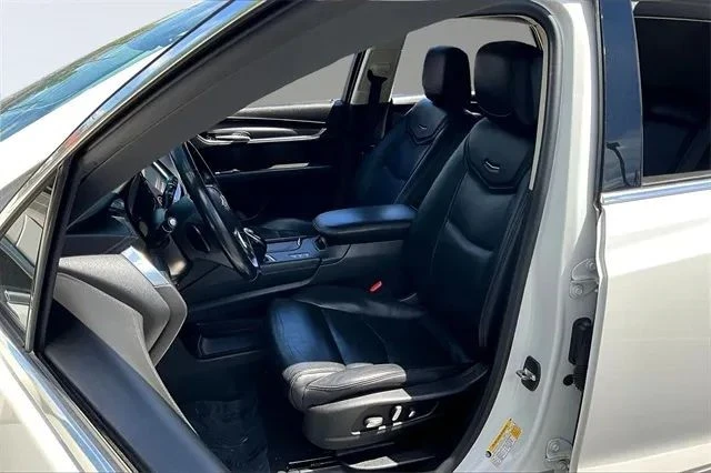 2019 Cadillac XT5 - Image 8 of 12