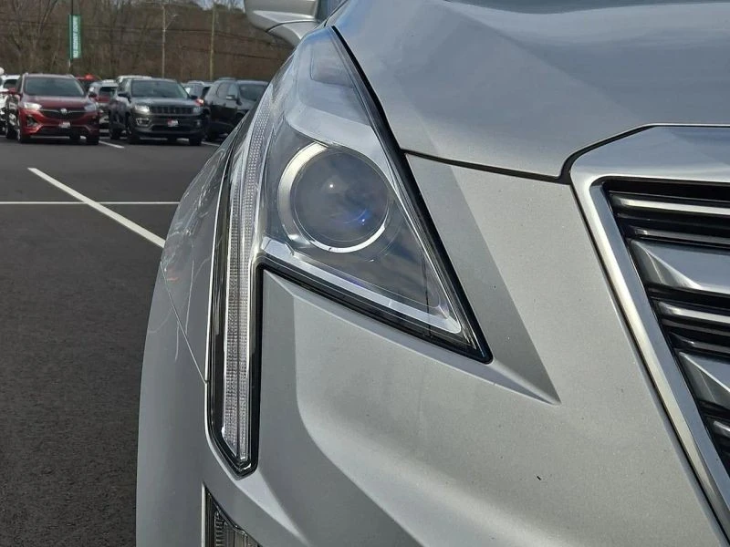 2019 Cadillac XT5 - Image 9 of 12