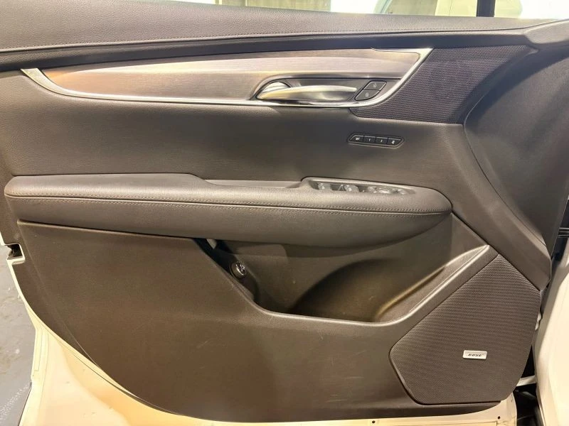 2019 Cadillac XT5 - Image 10 of 12