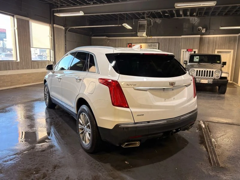 2019 Cadillac XT5 - Image 4 of 12