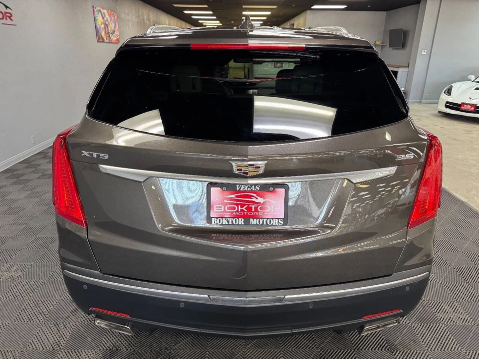 2019 Cadillac XT5 - Image 11 of 12