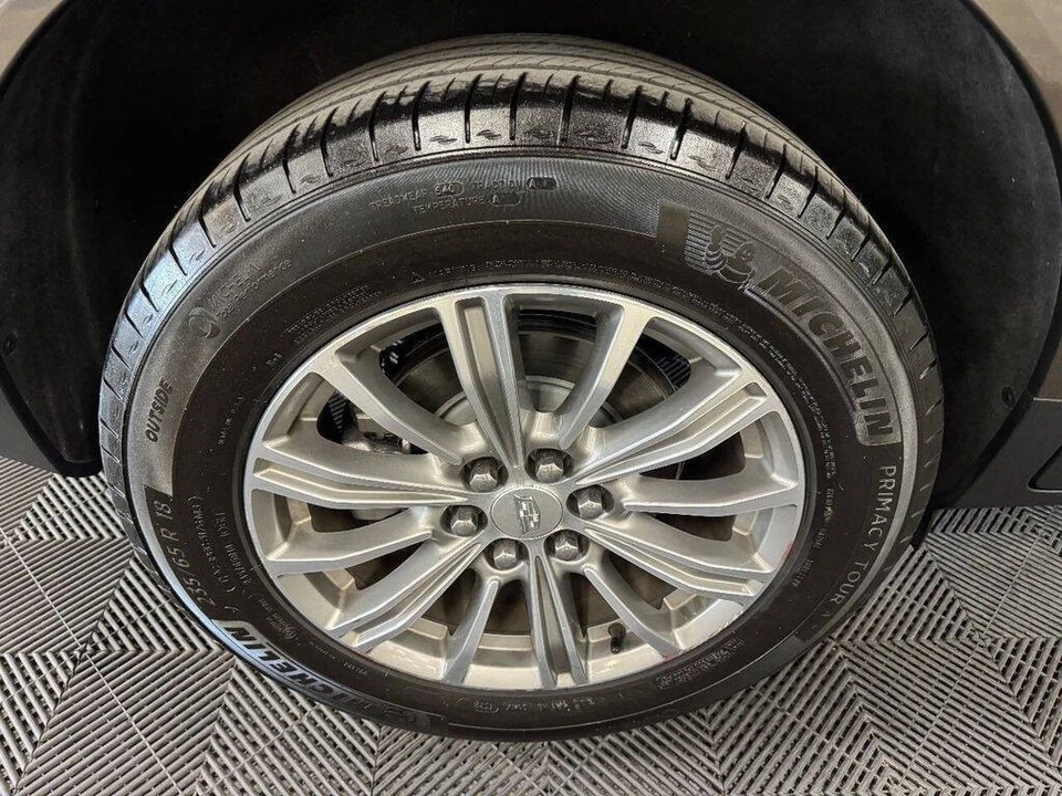 2019 Cadillac XT5 - Image 19 of 31