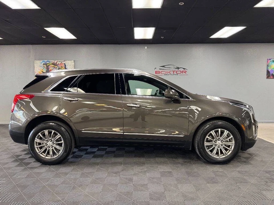 2019 Cadillac XT5 - Image 17 of 31