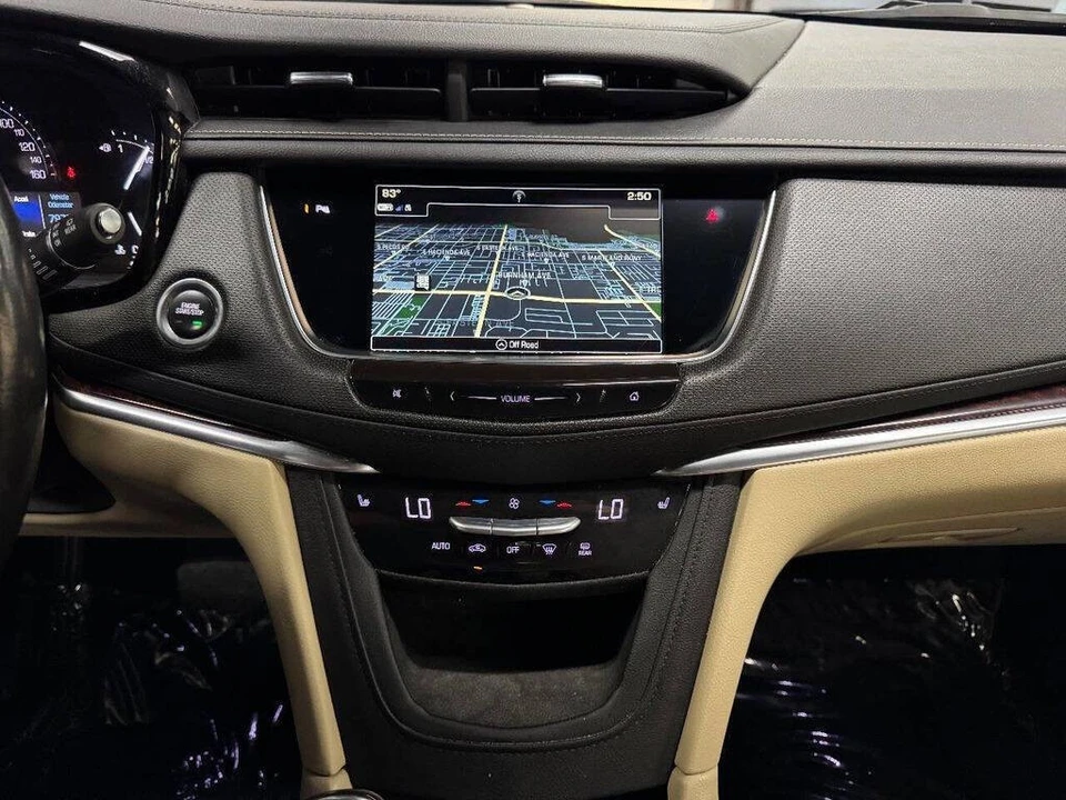 2019 Cadillac XT5 - Image 25 of 31