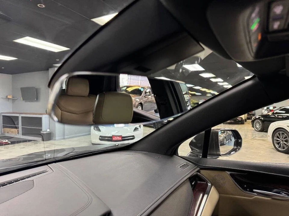 2019 Cadillac XT5 - Image 28 of 31