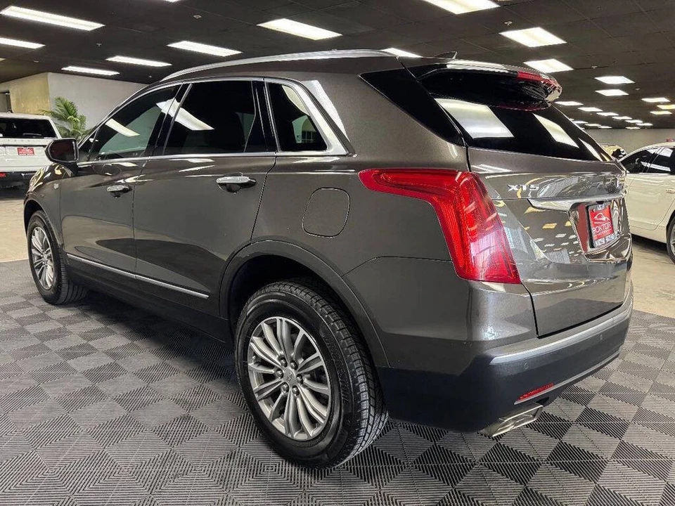 2019 Cadillac XT5 - Image 11 of 31