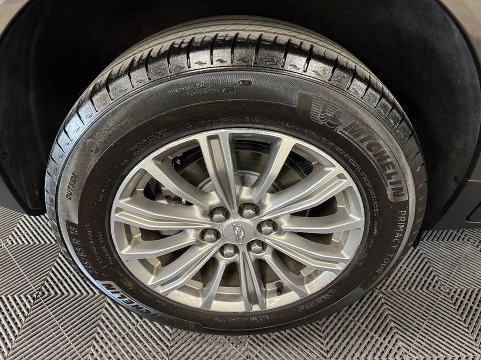 2019 Cadillac XT5 - Image 17 of 21