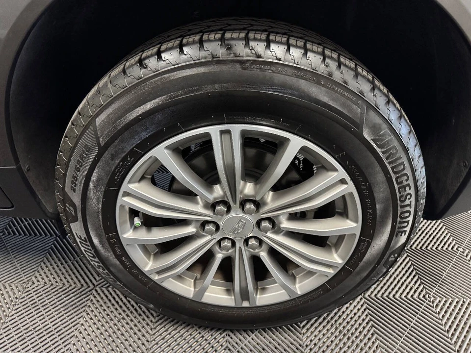 2019 Cadillac XT5 - Image 18 of 21