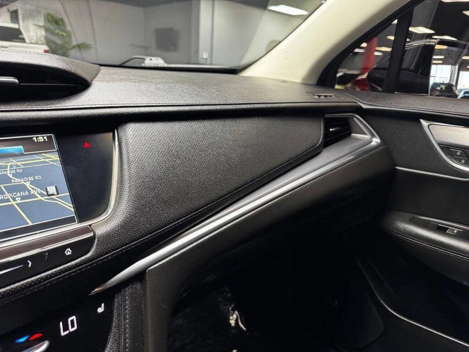 2019 Cadillac XT5 - Image 27 of 31
