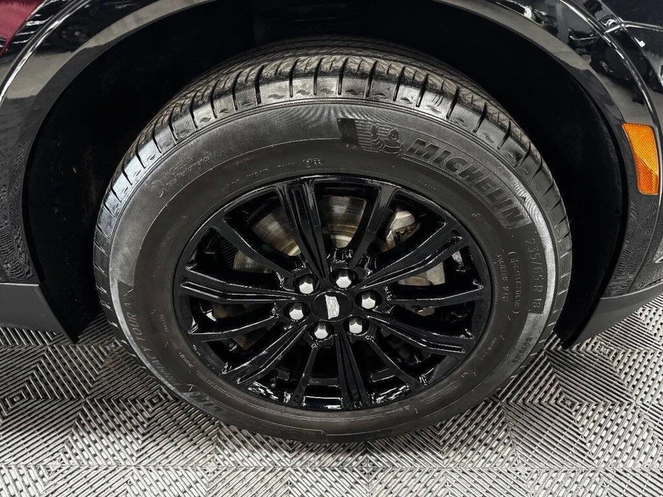 2019 Cadillac XT5 - Image 18 of 31