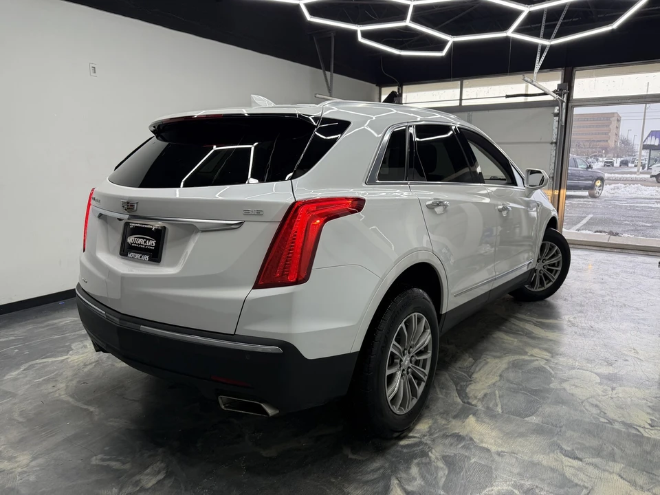 2019 Cadillac XT5 - Image 6 of 21