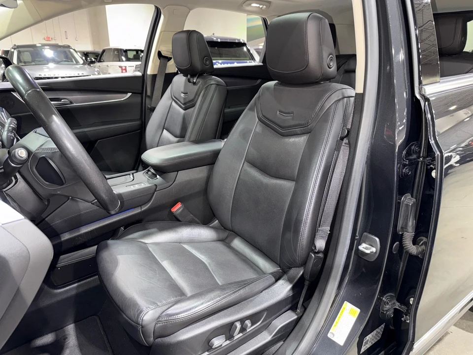 2019 Cadillac XT5 - Image 9 of 12