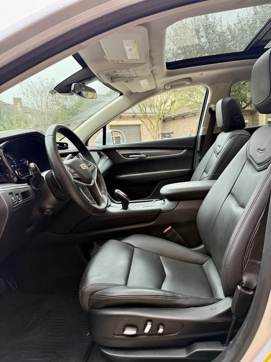 2019 Cadillac XT5 - Image 19 of 20