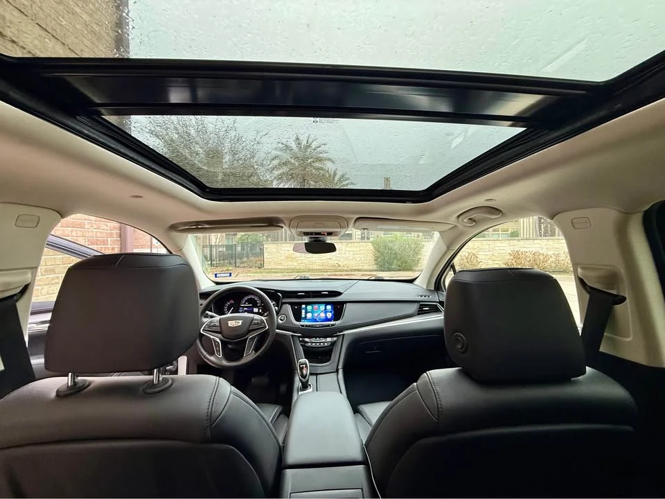 2019 Cadillac XT5 - Image 11 of 20