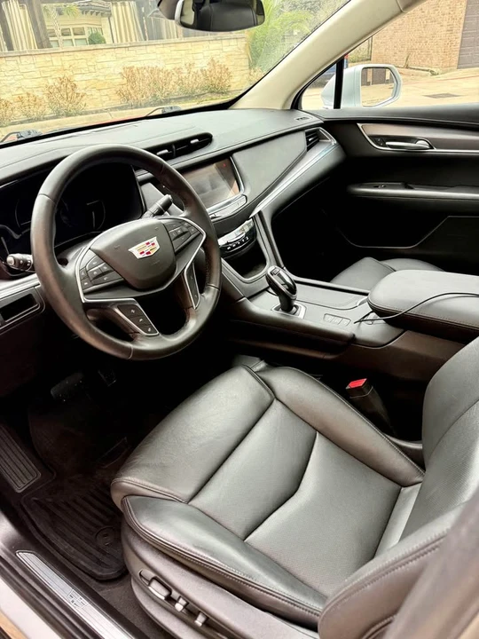 2019 Cadillac XT5 - Image 14 of 20