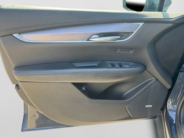 2019 Cadillac XT5 - Image 14 of 21