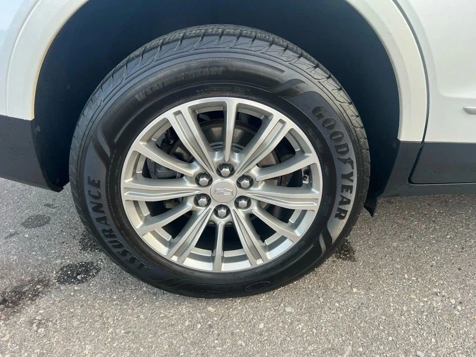2019 Cadillac XT5 - Image 11 of 12