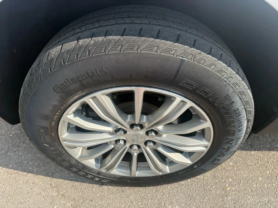 2019 Cadillac XT5 - Image 11 of 12