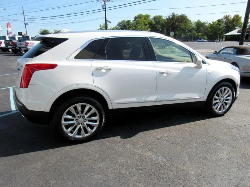 2019 Cadillac XT5 - Image 10 of 12