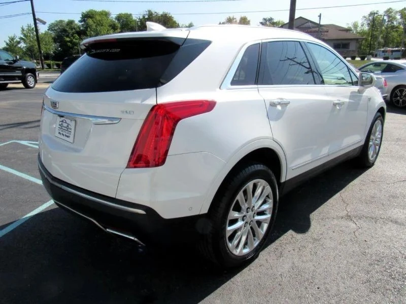 2019 Cadillac XT5 - Image 9 of 12