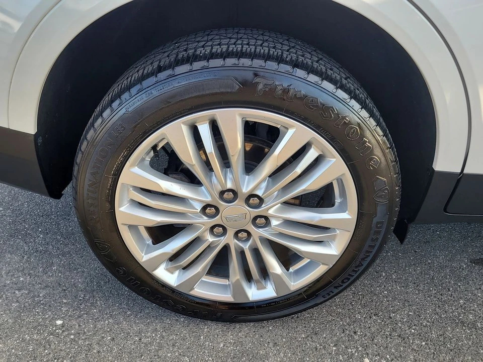 2019 Cadillac XT5 - Image 5 of 12