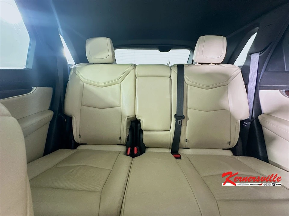 2019 Cadillac XT5 - Image 13 of 21