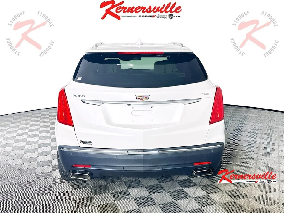 2019 Cadillac XT5 - Image 6 of 21