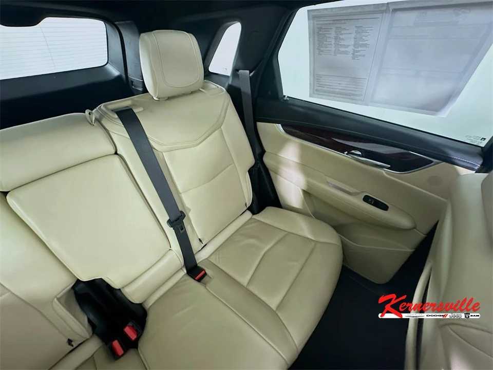 2019 Cadillac XT5 - Image 14 of 21