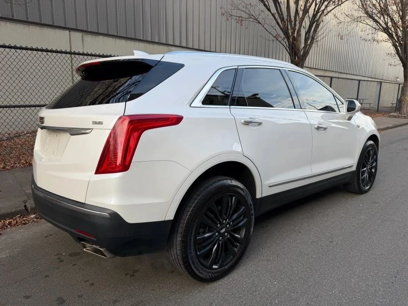 2019 Cadillac XT5 - Image 5 of 12