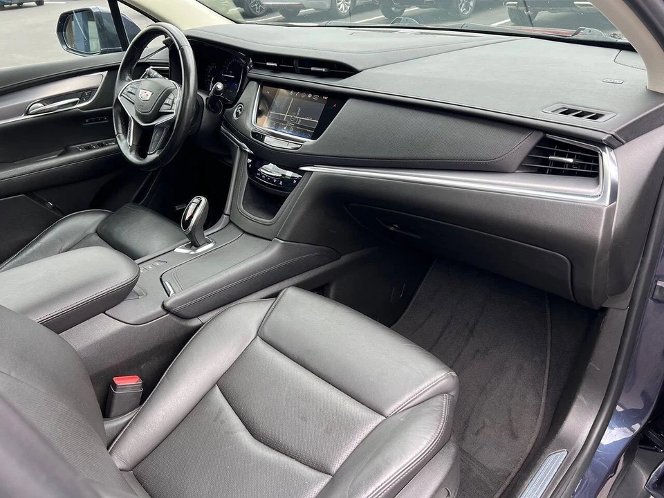 2019 Cadillac XT5 - Image 4 of 21
