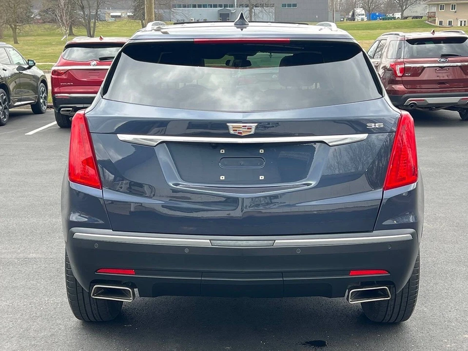 2019 Cadillac XT5 - Image 18 of 21