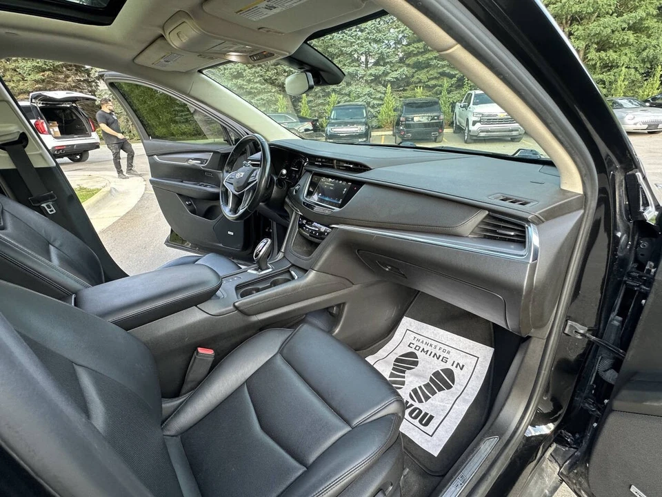 2019 Cadillac XT5 - Image 17 of 21