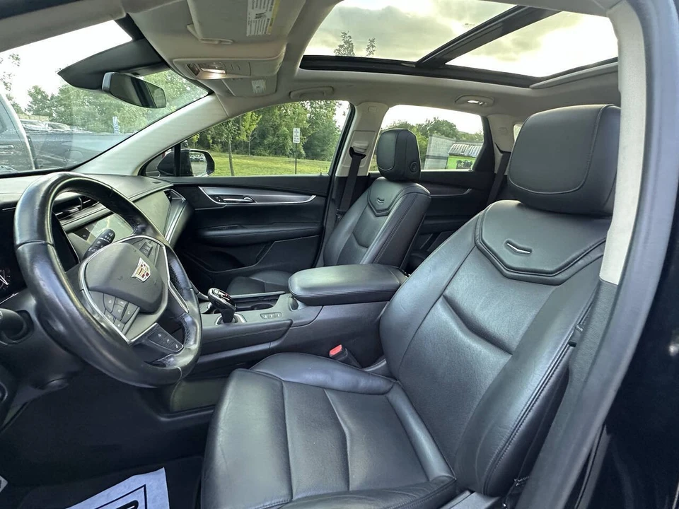2019 Cadillac XT5 - Image 19 of 21