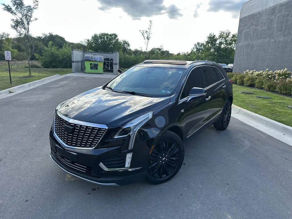 2019 Cadillac XT5 - Image 2 of 21