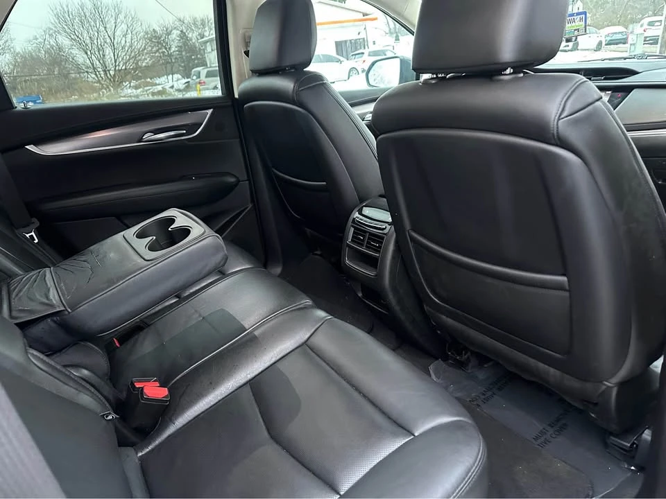 2019 Cadillac XT5 - Image 10 of 19