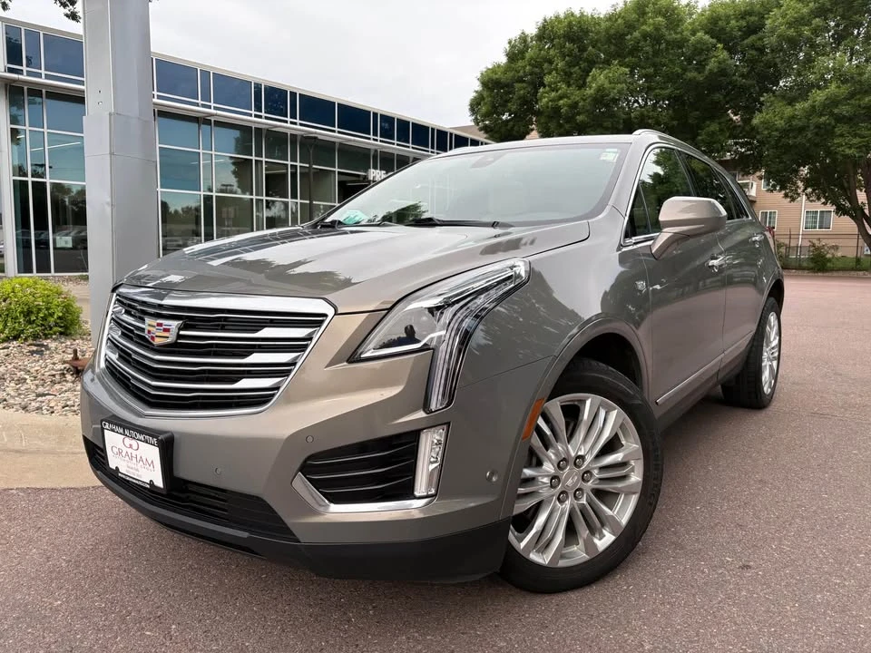 2019 Cadillac XT5 - Image 2 of 20