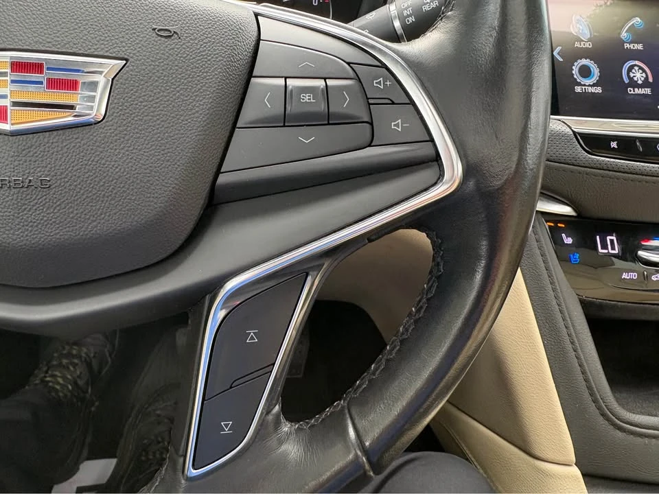 2019 Cadillac XT5 - Image 11 of 20
