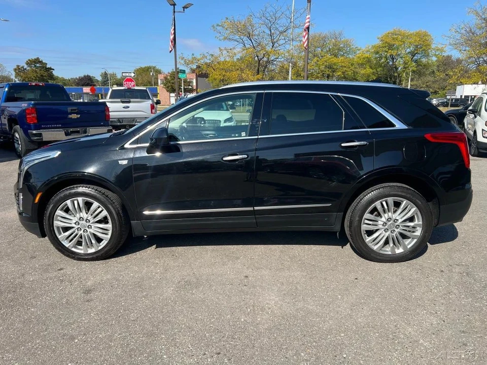 2019 Cadillac XT5 - Image 2 of 12