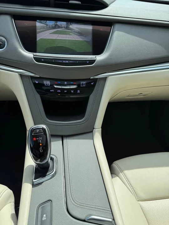2019 Cadillac XT5 - Image 15 of 19