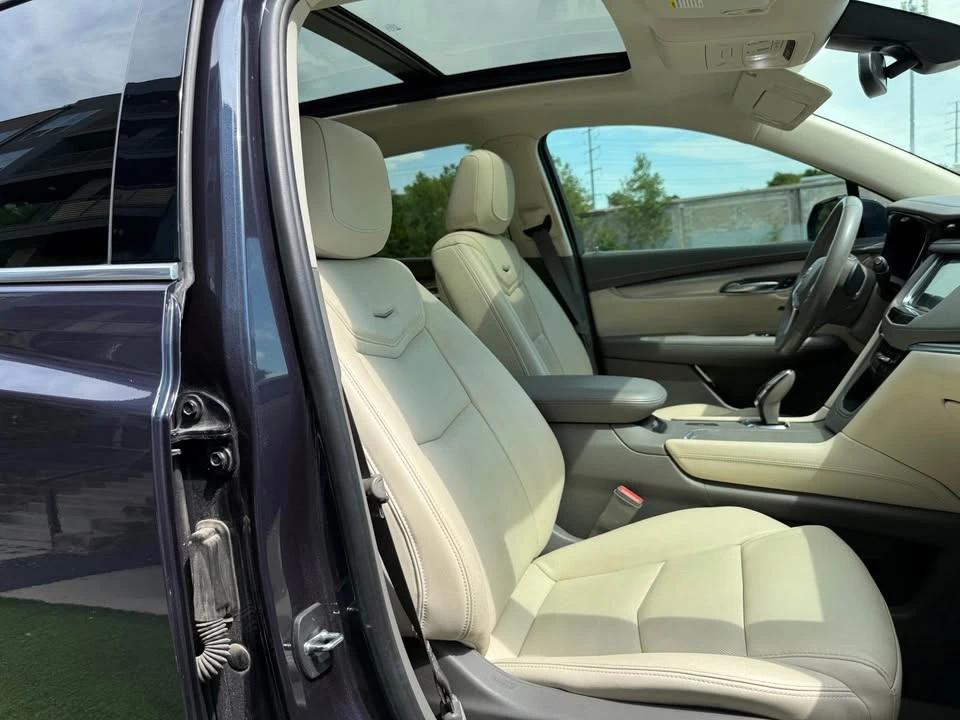 2019 Cadillac XT5 - Image 13 of 19