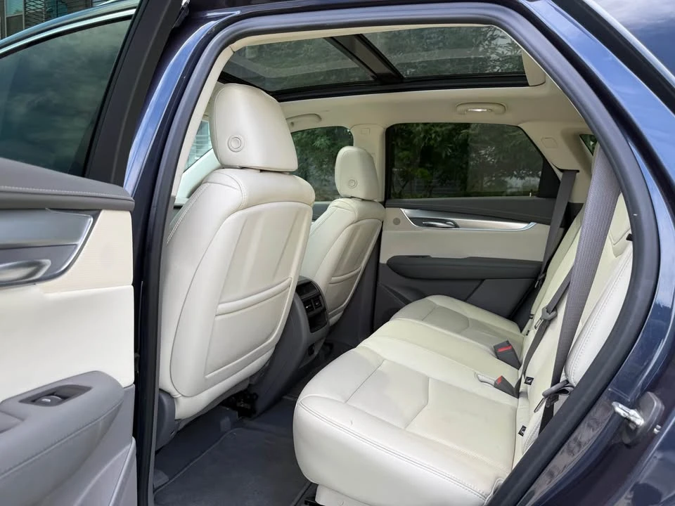 2019 Cadillac XT5 - Image 11 of 19