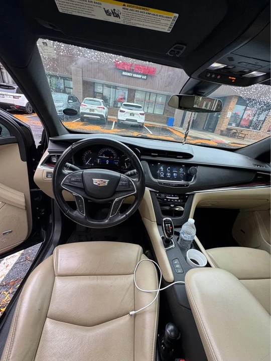 2019 Cadillac XT5 - Image 7 of 10